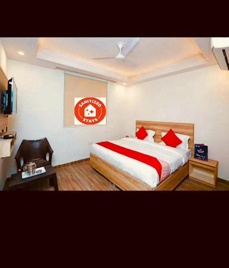 Airport Hotel Golden Bliss Near Delhi Airport New Delhi India